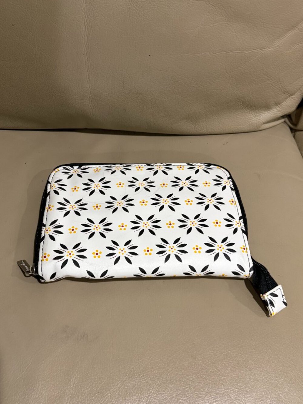Temp-tations foldable shopping bag